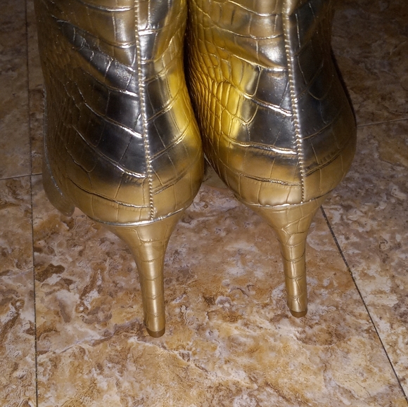 Gold calf boots - Picture 6 of 7